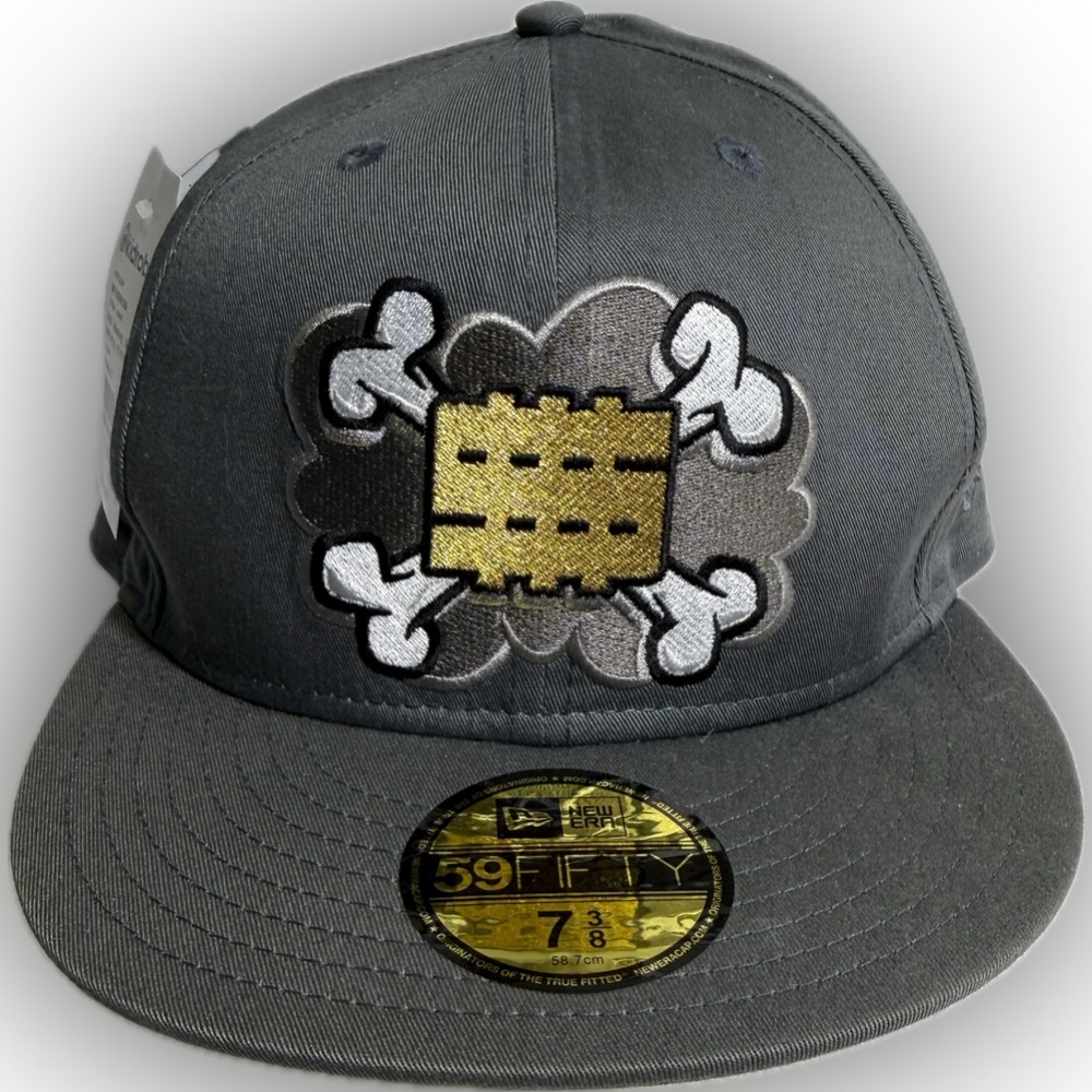 New Era Kidrobot *NEW* Mad Money Bones Hat - Size 7 3/8